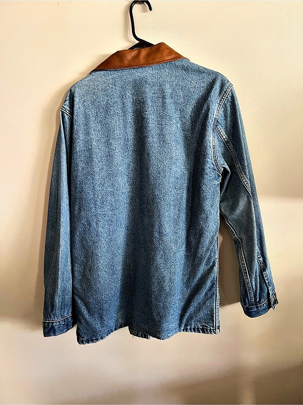 Hard Rock Cafe Custom Classics Denim Shirt Jacket Blue Brown Size Medium - Picture 2 of 7